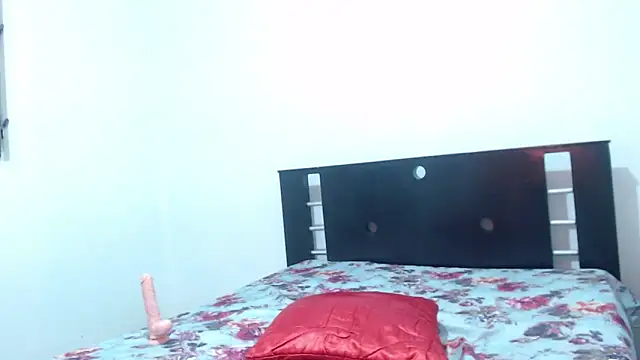 nathaly jones  online show from 14, 11, 2025