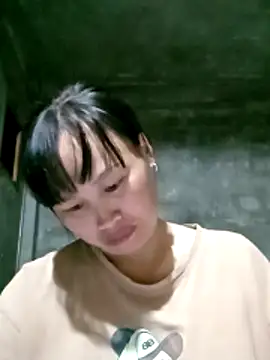 Snapshot of maple694 chatting on 15, 10, 2025 maple694 online show from 15, 10, 2025