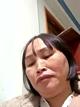 Snapshot of maple694 chatting on 13, 11, 2025 maple694 online show from 13, 11, 2025