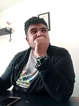 Snapshot of Rolo-Sumiso chatting on 19, 9, 2025 Rolo-Sumiso online show from 19, 9, 2025