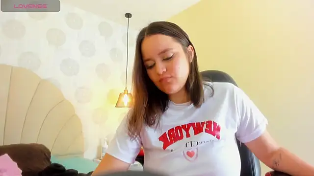 Snapshot of GIANAMILLER6 chatting on 10, 2, 2026 GIANAMILLER6 online show from 10, 2, 2026