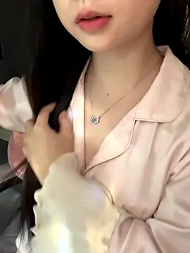 Snapshot of Nana_kute20 chatting on 15, 10, 2025 Nana kute20 online show from 15, 10, 2025