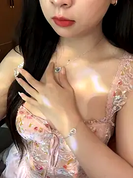 Snapshot of Nana_kute20 chatting on 1, 11, 2025 Nana kute20 online show from 1, 11, 2025