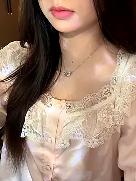 Snapshot of Nana_kute20 chatting on 16, 11, 2025 Nana kute20 online show from 16, 11, 2025