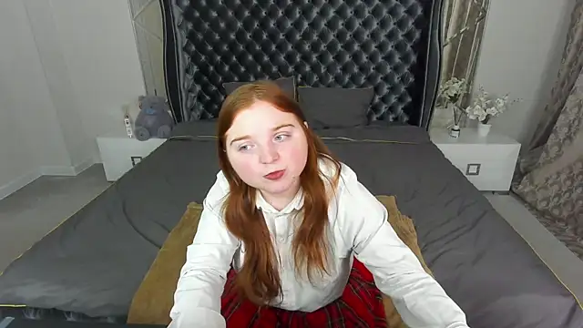 Snapshot of KattyRose8 chatting on 10, 10, 2025 KattyRose8 online show from 10, 10, 2025