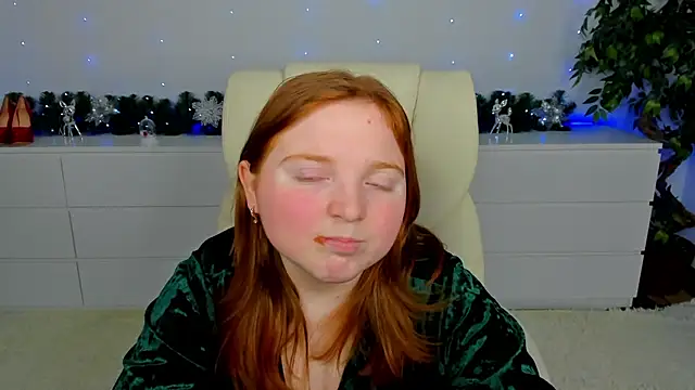 KattyRose8 online show from 14, 12, 2025