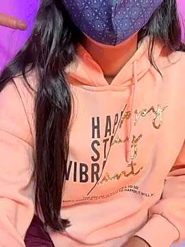 Snapshot of Neha18 chatting on 13, 11, 2025 Neha18 online show from 13, 11, 2025