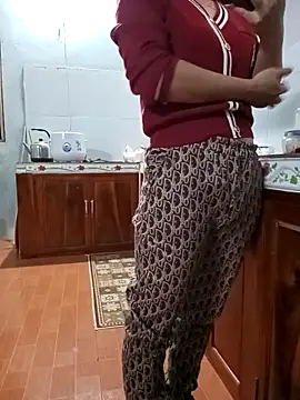 Sweet-Berry89 online show from 25, 10, 2025