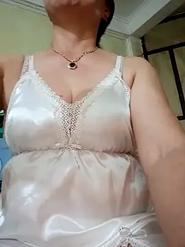 Kim-Anhh online show from 9, 10, 2025