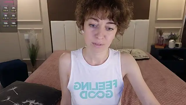 Snapshot of daniellia_ chatting on 10, 9, 2025 daniellia online show from 10, 9, 2025