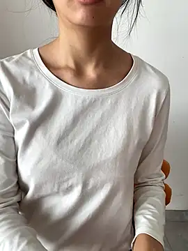 MengMeng0515 online show from 14, 11, 2025