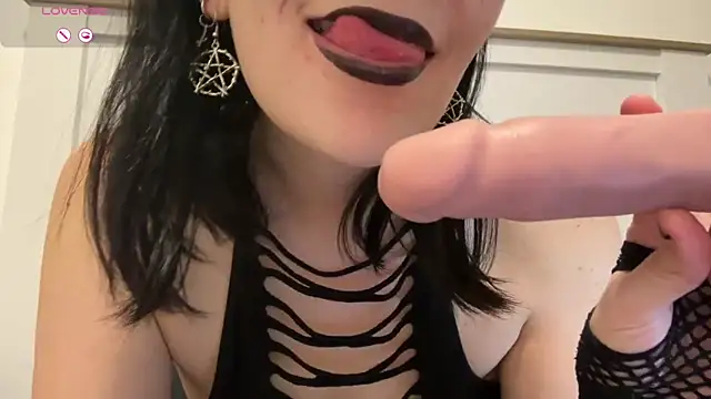 Snapshot of diablasucubo chatting on 5, 11, 2025 diablasucubo online show from 5, 11, 2025