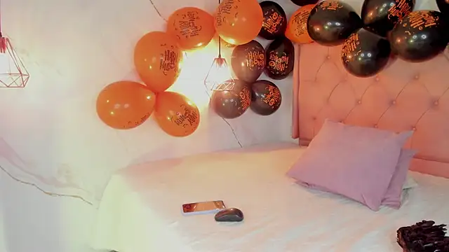 Snapshot of Bellarohs chatting on 31, 10, 2025 Bellarohs online show from 31, 10, 2025