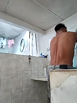 Brayanellatino online show from 22, 2, 2026