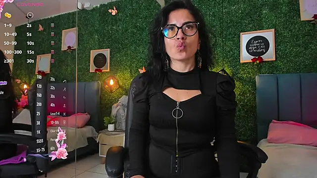 Linagh  online show from 15, 11, 2025