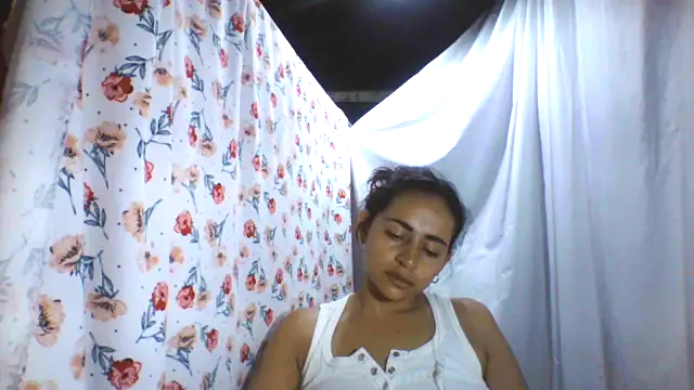 Snapshot of Anabelhotxx16 chatting on 28, 9, 2025 Anabelhotxx16 online show from 28, 9, 2025