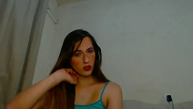 Snapshot of FemmeAngel chatting on 8, 11, 2025 FemmeAngel online show from 8, 11, 2025