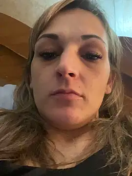 nicole9666 online show from 17, 11, 2025