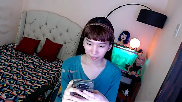 ShantalFoxxy  online show from 5, 11, 2025