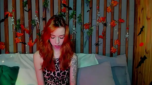 Snapshot of Lori_Williams chatting on 30, 10, 2025 Lori Williams online show from 30, 10, 2025