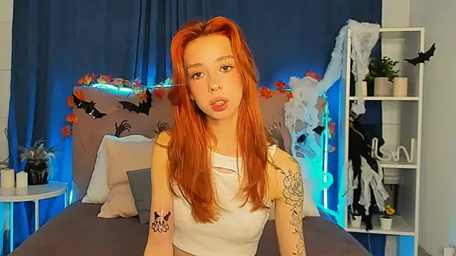 Snapshot of Lori_Williams chatting on 4, 11, 2025 Lori Williams online show from 4, 11, 2025