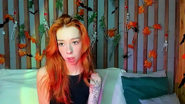 Snapshot of Lori_Williams chatting on 5, 11, 2025 Lori Williams online show from 5, 11, 2025