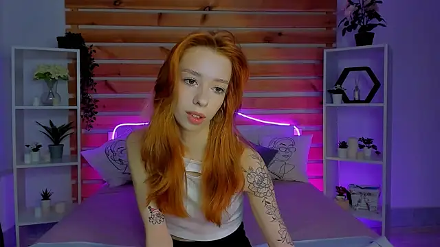 Snapshot of Lori_Williams chatting on 12, 11, 2025 Lori Williams online show from 12, 11, 2025