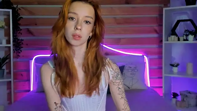 Snapshot of Lori_Williams chatting on 25, 11, 2025 Lori Williams online show from 25, 11, 2025