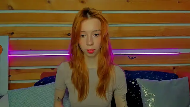 Snapshot of Lori_Williams chatting on 2, 2, 2026 Lori Williams online show from 2, 2, 2026