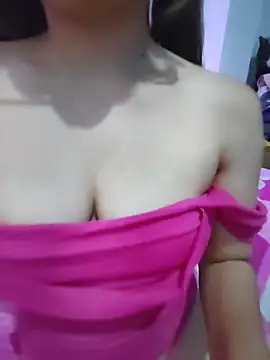 Snapshot of airamoon chatting on 8, 11, 2025 airamoon online show from 8, 11, 2025