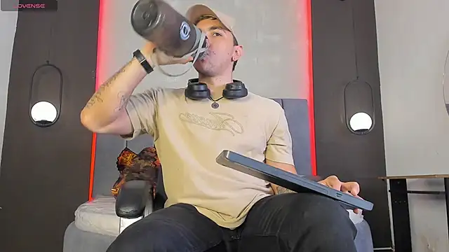 Snapshot of Liam_walk_ chatting on 10, 2, 2026 Liam walk online show from 10, 2, 2026