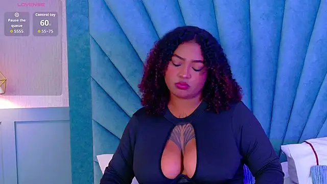 Snapshot of Cristal-Jonnes chatting on 20, 9, 2025 Cristal-Jonnes online show from 20, 9, 2025