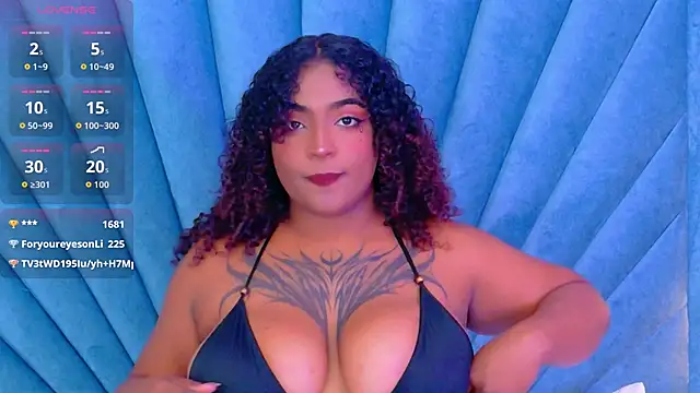 Snapshot of Cristal-Jonnes chatting on 24, 9, 2025 Cristal-Jonnes online show from 24, 9, 2025