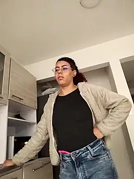 Pamelamiler   online show from 30, 10, 2025