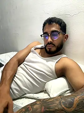 TU-MORENOO online show from 17, 11, 2025