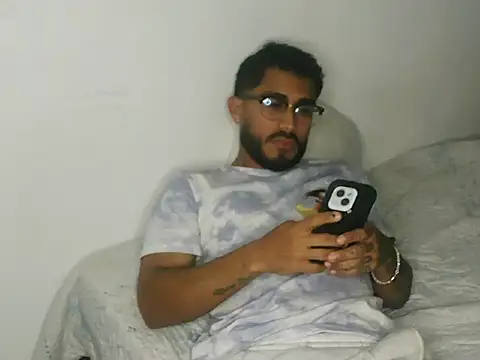 TU-MORENOO online show from 19, 11, 2025