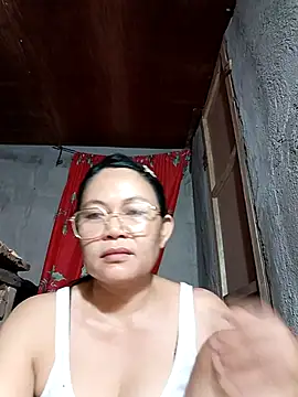 Everleigh mom online show from 22, 10, 2025