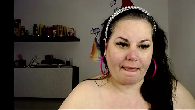 andreea2011 online show from 17, 12, 2025