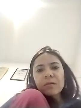 Cami Konor online show from 20, 10, 2025