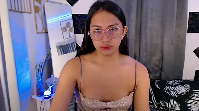 Snapshot of Chloe_cuntx chatting on 22, 10, 2025 Chloe cuntx online show from 22, 10, 2025