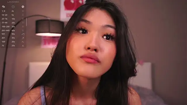 Snapshot of FancyEsten chatting on 16, 10, 2025 FancyEsten online show from 16, 10, 2025