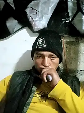 Snapshot of Narckse chatting on 6, 10, 2025 Narckse online show from 6, 10, 2025