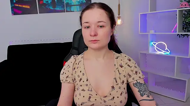 NancyJonson online show from 11, 11, 2025