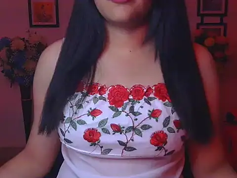 Snapshot of Hotti_figure chatting on 12, 11, 2025 Hotti figure online show from 12, 11, 2025