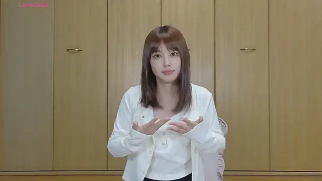 rikachan perfect online show from 4, 3, 2026