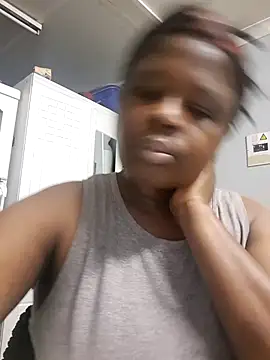 Snapshot of cairococo chatting on 30, 9, 2025 cairococo online show from 30, 9, 2025