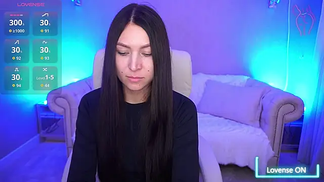 Snapshot of EliseVelour chatting on 17, 10, 2025 EliseVelour online show from 17, 10, 2025