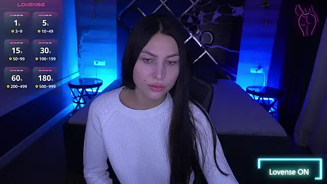 Snapshot of EliseVelour chatting on 9, 11, 2025 EliseVelour online show from 9, 11, 2025