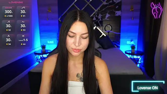 Snapshot of EliseVelour chatting on 22, 11, 2025 EliseVelour online show from 22, 11, 2025