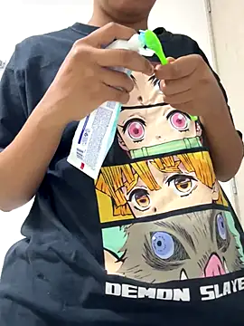 Snapshot of Valen1800 chatting on 21, 11, 2025 Valen1800 online show from 21, 11, 2025